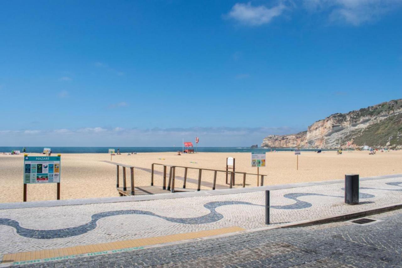 Light Wave Nazare Center 50M Beach Extérieur photo